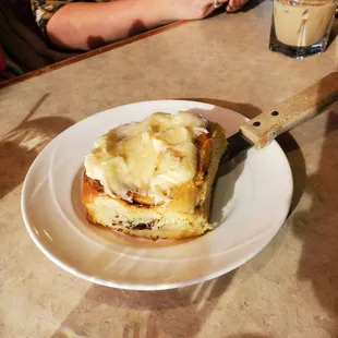 Cinnamon roll