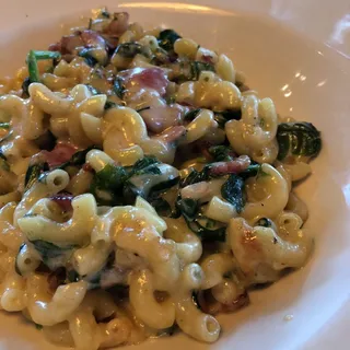 BLT Mac and Cheese
