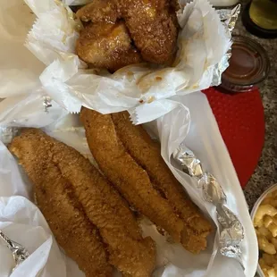 2 whole Bang Bang wings &amp; catfish