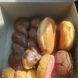 dough desserts, donuts, food