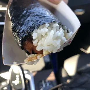 Somebody teach them how to make a real spam musubi please.