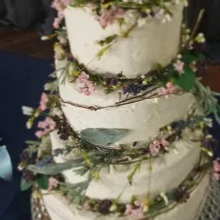 a three tiered wedding cake