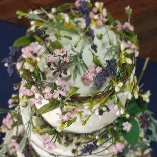 a three tiered wedding cake
