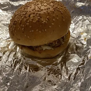 PULLED PORK SANDWICH