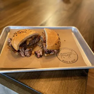 BRISKET SANDWICH