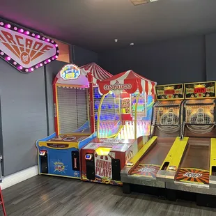 Skee-Ball &amp; other throwing games