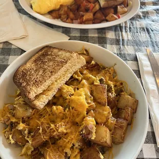 Farmer&apos;s omelette and farmer&apos;s hobo hash. Super delicious and filling.