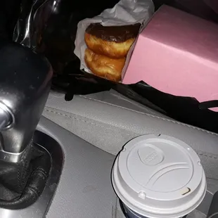 Hometown Donuts Liquor & Food