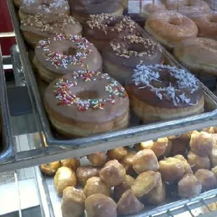 fresh donuts!