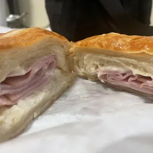 classic ham and cheese croissant