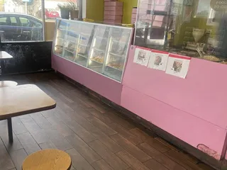 Hometown Donuts