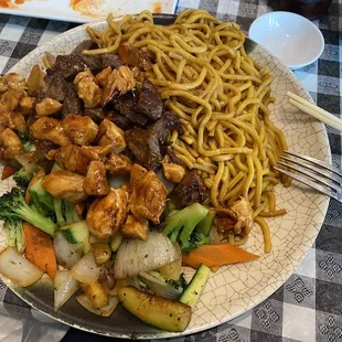 NY Chicken and Steak with Lo Mein