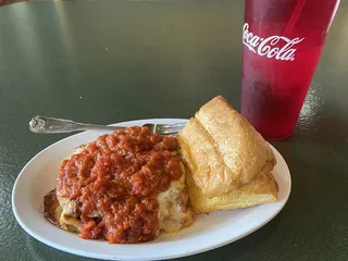 Hometown Pizza - Crestwood