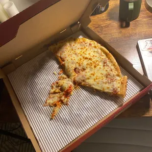 Me and my family got a deep-dish cheese pizza from Hometown Pizza and it looked like this in 5 minutes