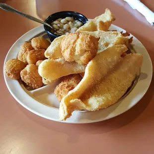 a plate of fish and chips