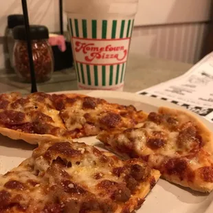 Kids pizza for the little - they&apos;ve got a great children&apos;s menu with pizzas, pasta, and more.