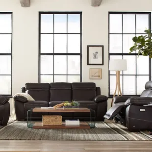 The core of Natuzzi Editions is you. We strive to bring you the latest in fashionable and comfortable upholstered furniture. The options are