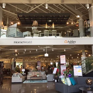 2 level, spacious show room