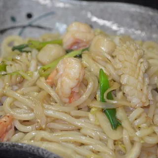 20. Seafood Fried Udon