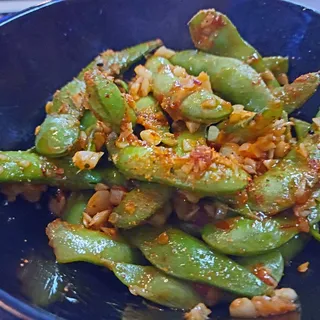 Spicy garlic Edamame