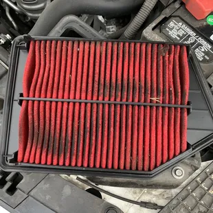The service person didn&apos;t even look at my filter probably when he checked off the green box.