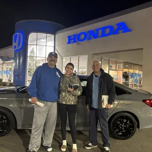 My customer Fernando helped his daughter with a new 2025 Civic sport!!!!