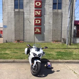 Cool older Honda sign, "You meet the nicest people on a Honda."