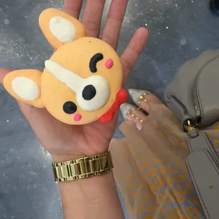 Corgi macaron