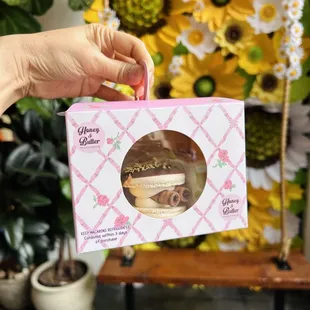 Macaron box &amp; photo wall. Spring 2023.