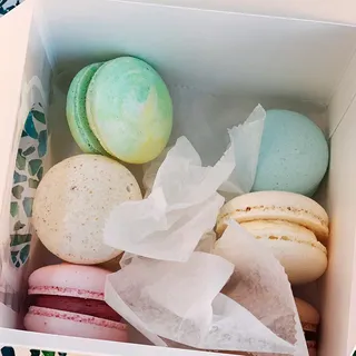 Sea Salted Caramel Macaron