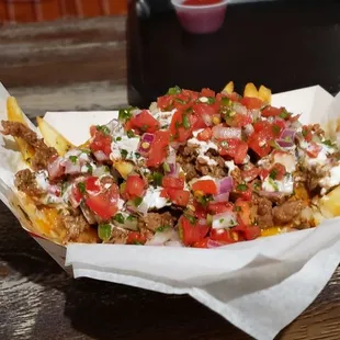 Carna asada fries
