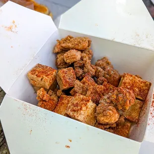 Combo B, fried tofu and popcorn chicken.