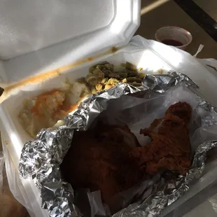 chicken wings and fried chicken, bbq wings, poultry, chicken wings, food, fried chicken wings, fried chicken, chicken, bbq chicken