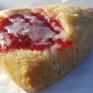 Strawberry scone (3/3/21)