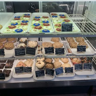 interior, donuts