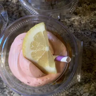  lemon slice on top of a cupcake