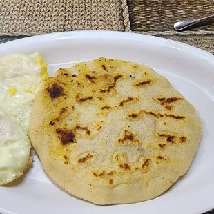 Pupusa with eggs