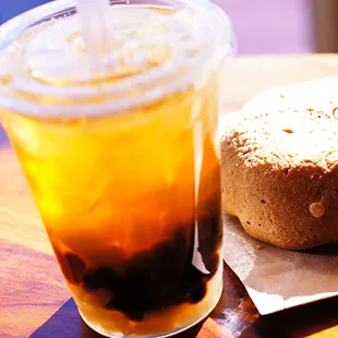 Mango Flavored Jasmine Iced Tea