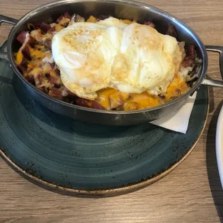 Homemade Corned Beef Hash Skillet