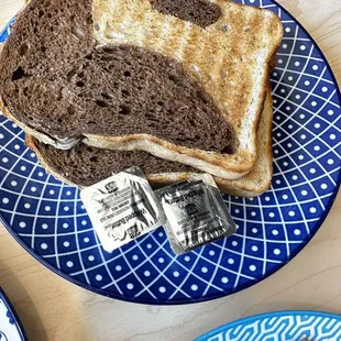 Rye toast
