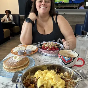 Breakfast skillet and yogurt bowl