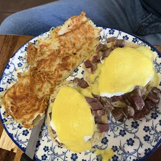 Corned Beef Benedict