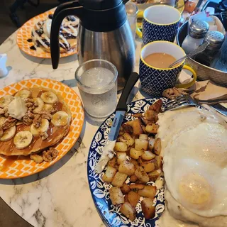 Biscuit & Gravy