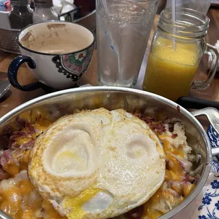 Homemade Corned Beef Hash Skillet