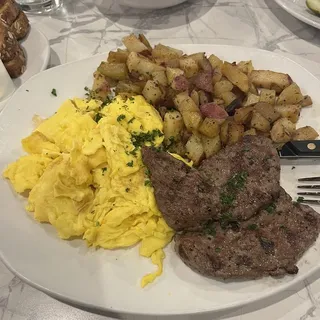 FILET MIGNON MEDALLIONS & EGGS