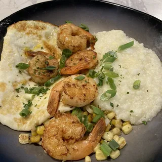 SHRIMP & GRITS
