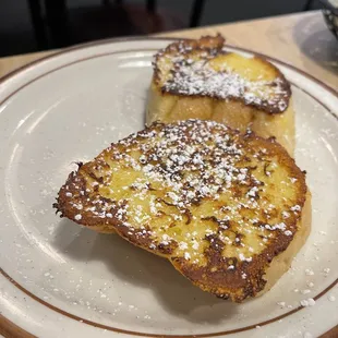 1/2 plate of French toast