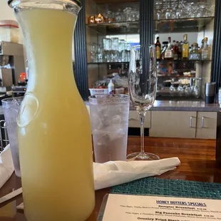 Mimosa pitcher