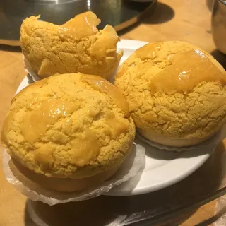 Steamed Egg Custard Buns