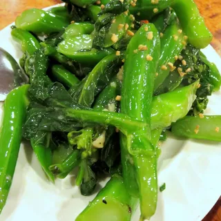 Sauteed Broccoli with Garlic